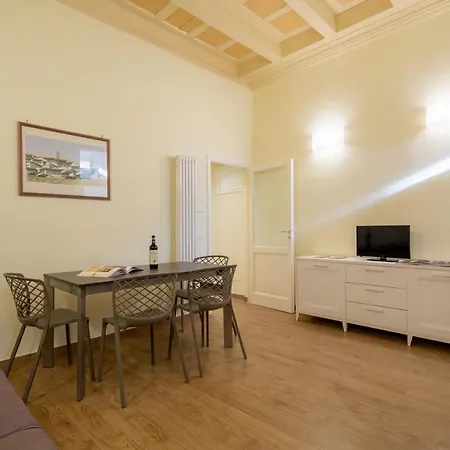 Apartment Santo Spirito Bright Flat By Mmega Florence
