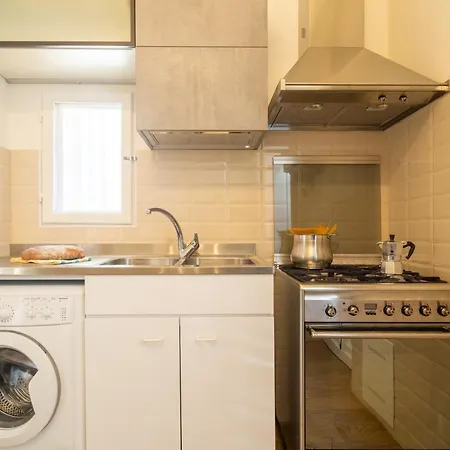Santo Spirito Bright Flat By Mmega