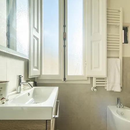 Apartment Santo Spirito Bright Flat By Mmega Florence